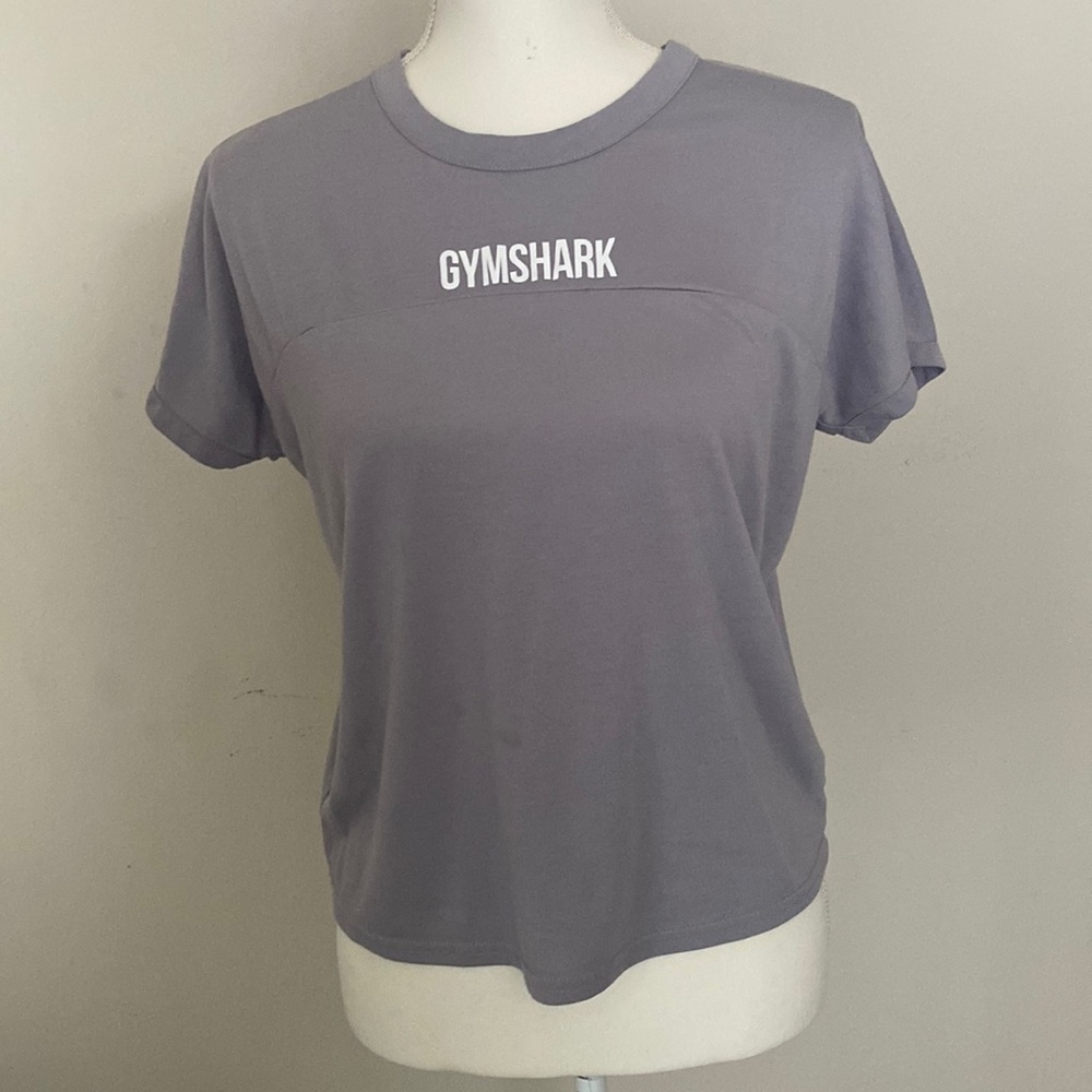 Boxy lavender workout shirt